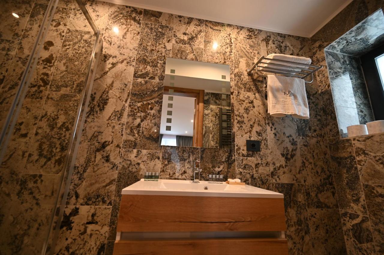 R&B Apartments Predeal Εξωτερικό φωτογραφία