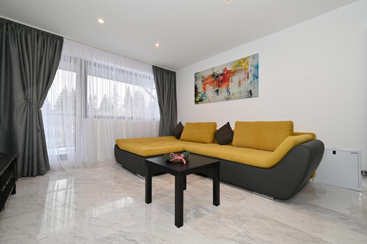 R&B Apartments Predeal Εξωτερικό φωτογραφία